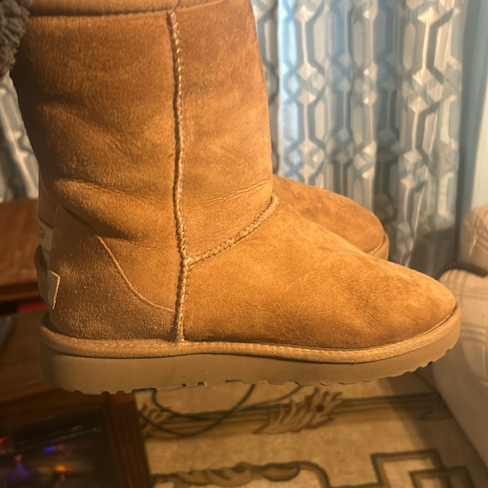 Original uggs worn a few